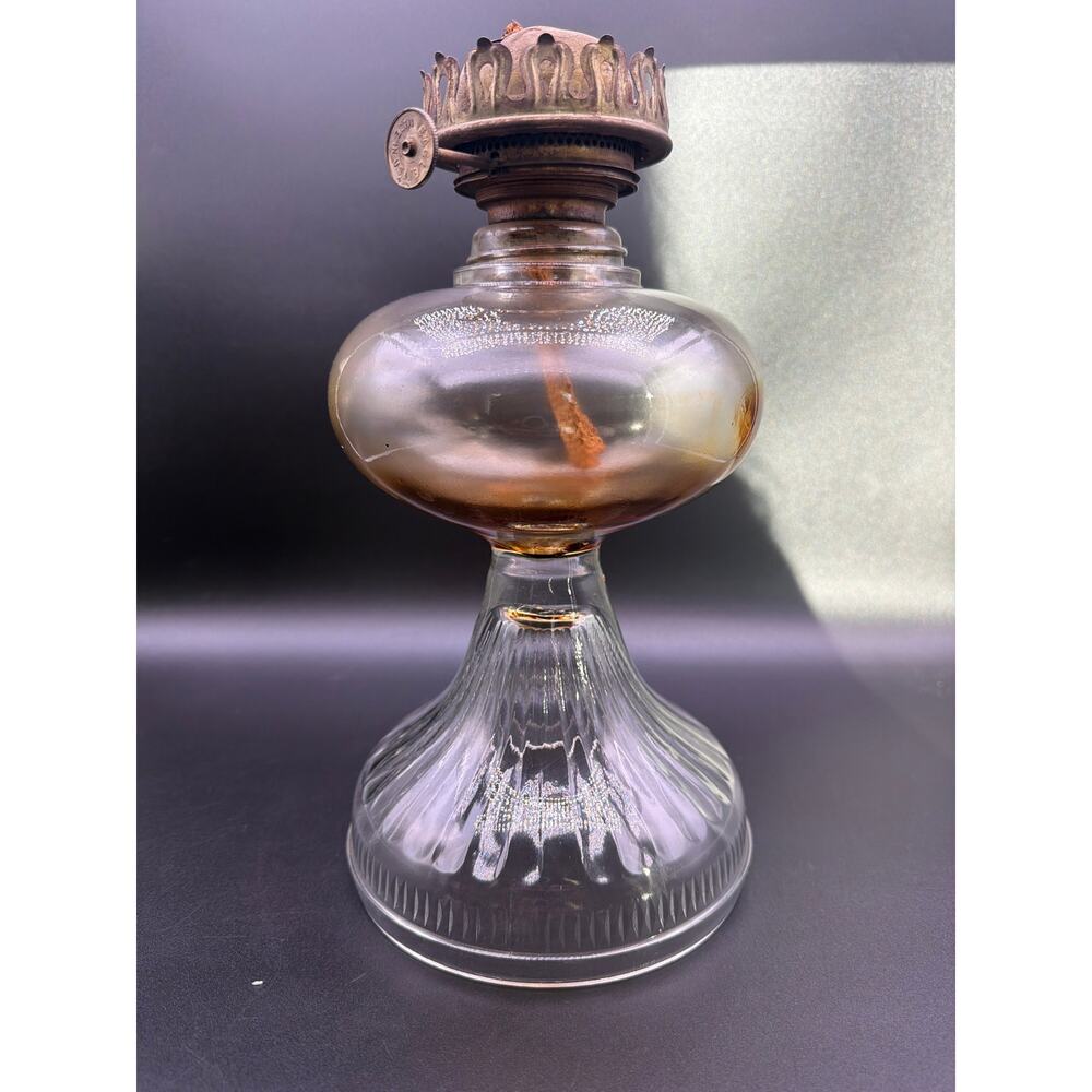 Antique Eagle Made in USA Oil Kerosene Lamp Clear Ribbed Glass Brass Burner 11"